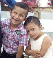 Napole�n Hernandez's
                  kids